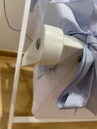 Minicuna de Uzturre, en tonos azules