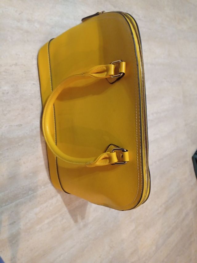 Borsa grande in ecopelle giallo canarino