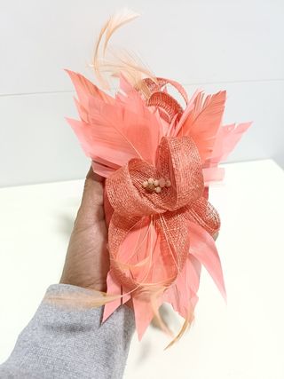 TOCADO PARA LA CABEZA