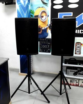Alquiler Pack de Sonido y  iluminación Profesional