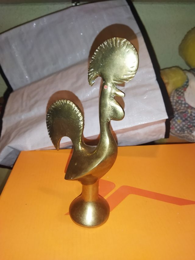 gallo in bronzo antico stile modernista