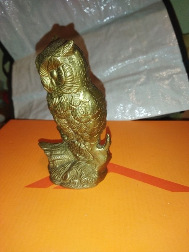 gufo antico e pesante in bronzo