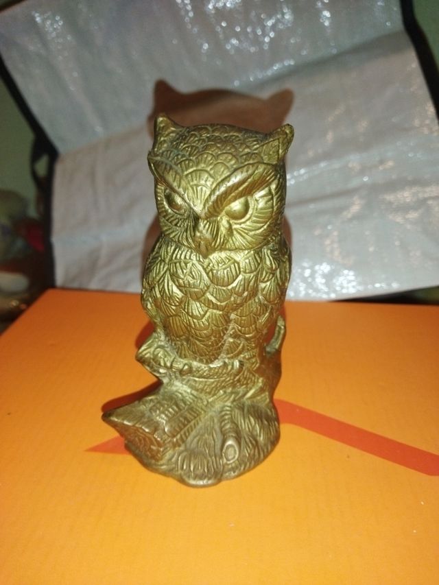 gufo antico e pesante in bronzo