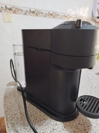 Cafetera Vertuo 