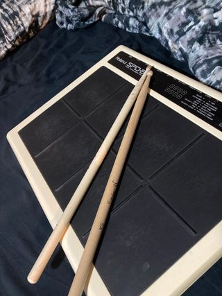 Roland spd 8 + cavo midi roland + x2 pedal (Dp-2)