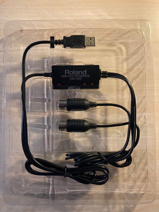 Roland spd 8 + cavo midi roland + x2 pedal (Dp-2)