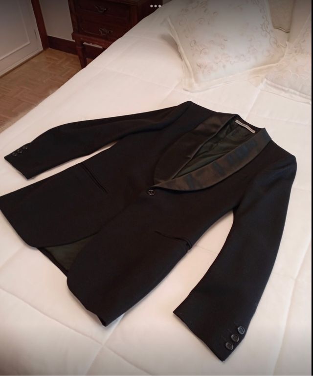 SMOKING COLOR NEGRO CON RASO