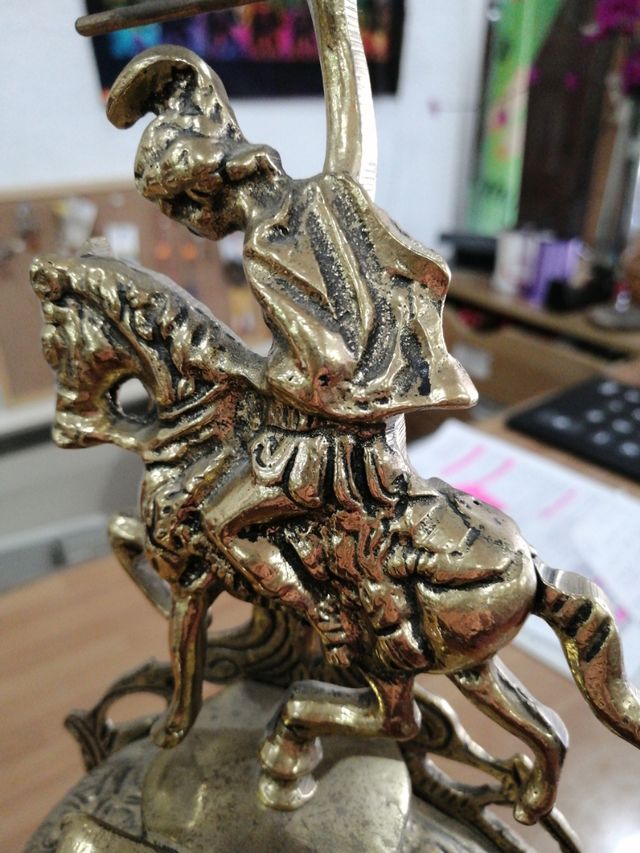 Reloj de bronce 37x21cm a pilas