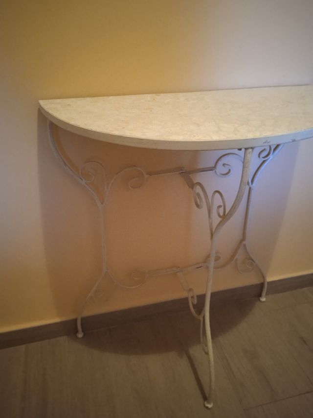 Entradita en forja color marfil