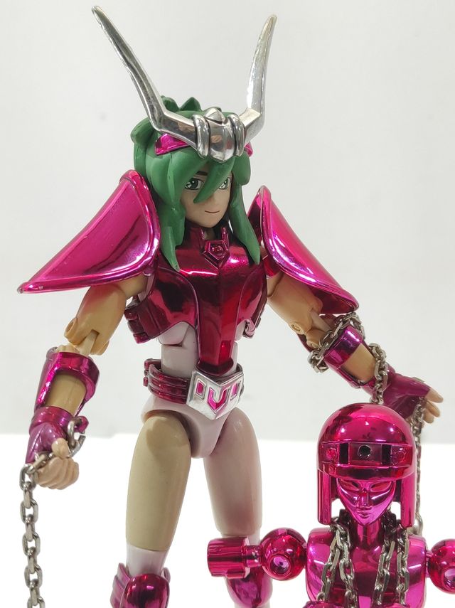 Figura de Andrômeda dos Cavaleiros do Zodíaco