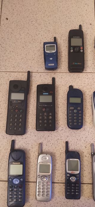 COLECCIÓN MOVILES ANTIGUOS...NOKIA,SIEMENS,ALCATEL