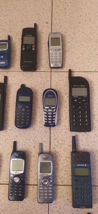 COLECCIÓN MOVILES ANTIGUOS...NOKIA,SIEMENS,ALCATEL