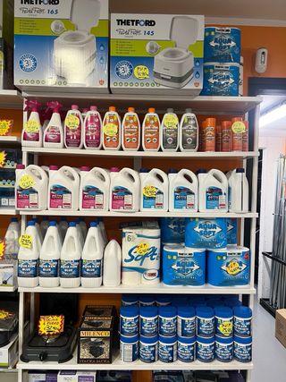 Tienda y taller de Caravaning