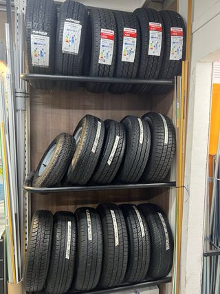 Tienda y taller de Caravaning