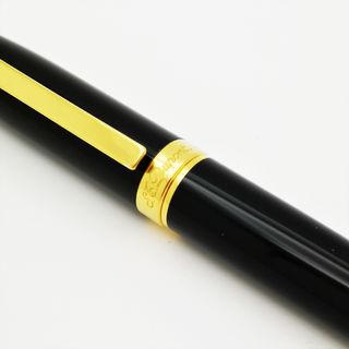 Bolígrafo S.T Dupont París Olympio en laca y metal