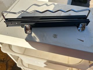 Accesorio colgador perchas