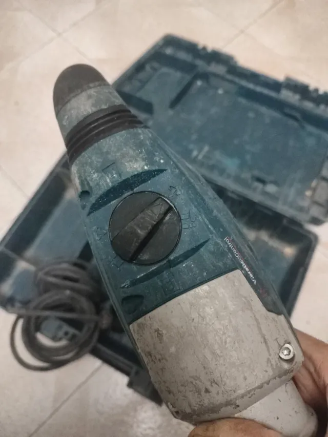 MARTILLÓ PERCUTOR BOSCH GBH 4-32 DFR SDS PLUS