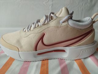 Zapatillas Nike NUEVAS originales mujer T.37.5