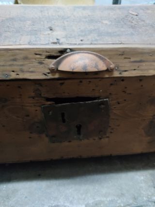 BAÚL ANTIGUO RESTAURADO