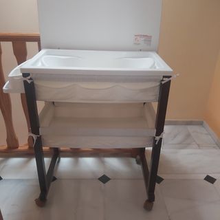 Bañera con cambiador