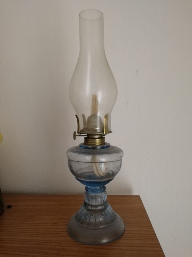 antica lampada ad olio