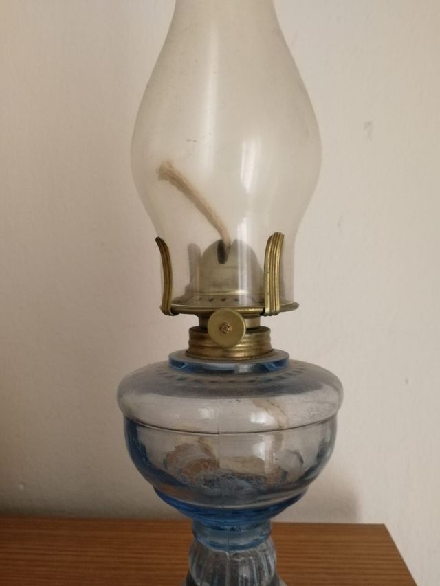 antica lampada ad olio