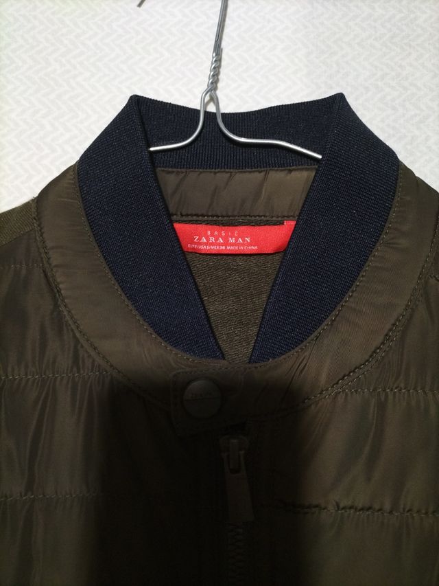 chaleco verde de zara 