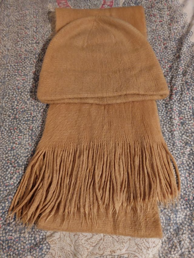 lote de gorro y bufanda