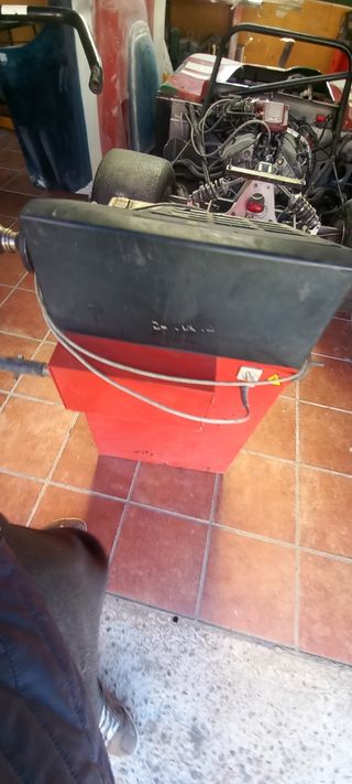 maquina de equilibrado de ruedas