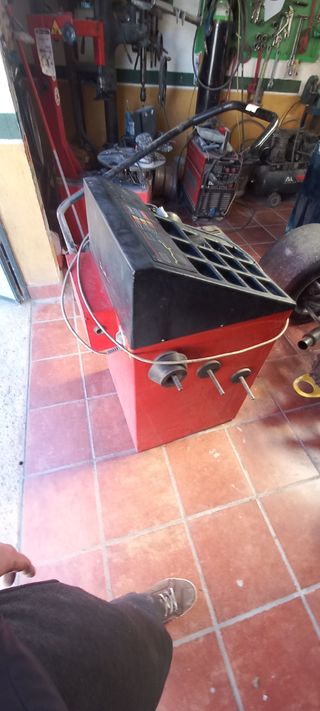 maquina de equilibrado de ruedas