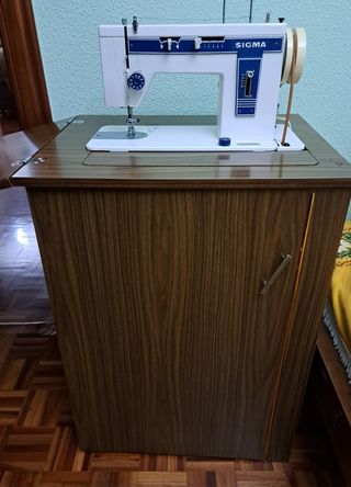 Máquina de coser Sigma 161 casi nueva