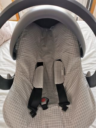 Se vende cuco marca Besafe Izi Go