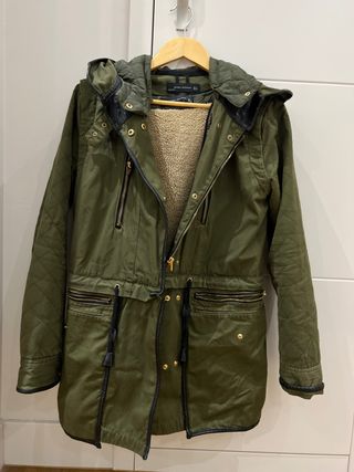 Parka verde Zara