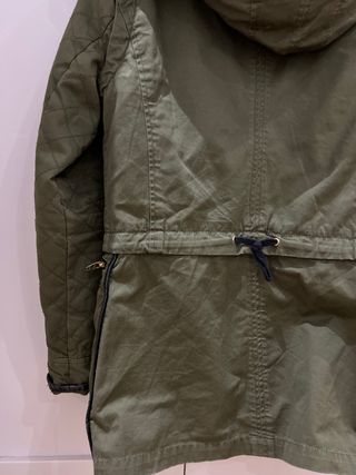 Parka verde Zara