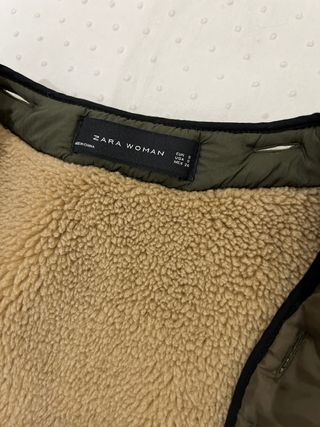 Parka verde Zara