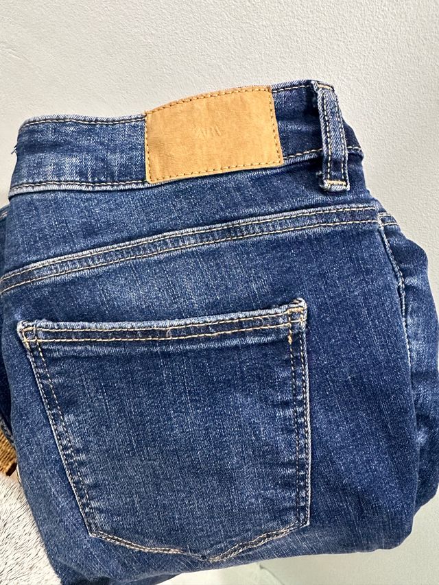 Pantalon Tejano Zara - Jeans Mid Rise sculpt