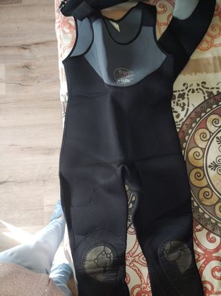 traje de buceo