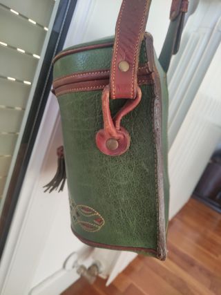Bolso rigido piel vintage artesanal