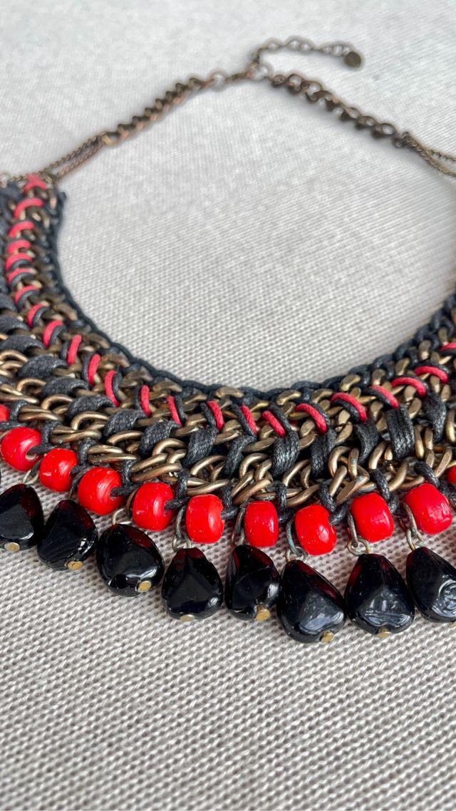 Collar de piedras 3€/ud