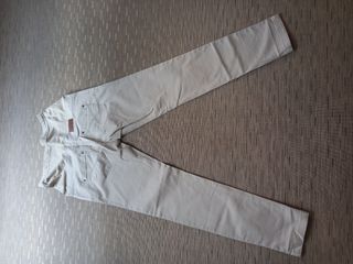 Pantalones premamá.