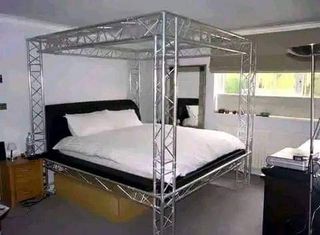 cama matrimonio con dosel
