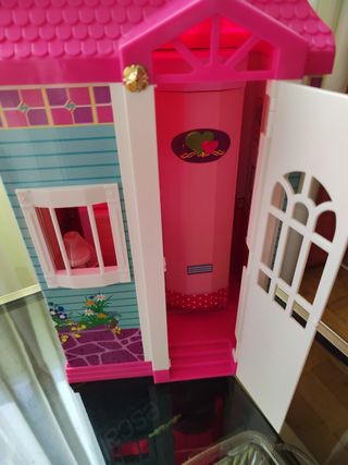 casita de Barbie con carrito