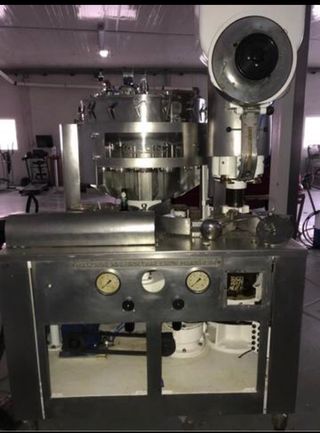 Llenadora isobarica cerveza, vino, bebidas