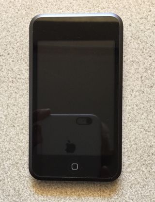 IPOD TOUCH  8 GB