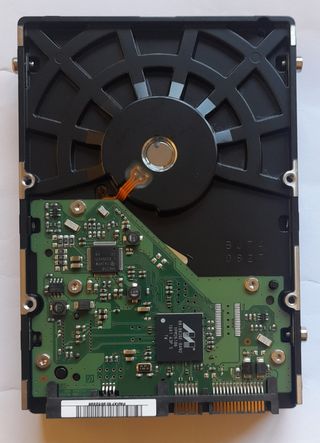 Disco Duro Sata Samsung 1TB 1 año de uso