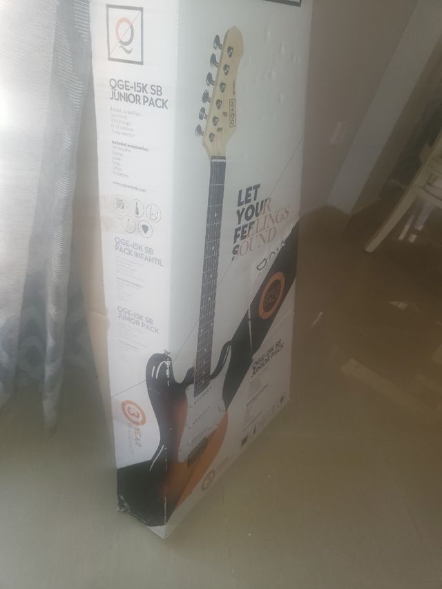 guitarra eléctrica para niño de 10 años más o meno