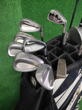 Palos de Golf con Bolsa Cleveland