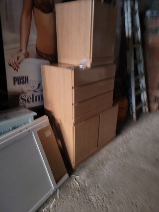 cajonera y 2 armarios