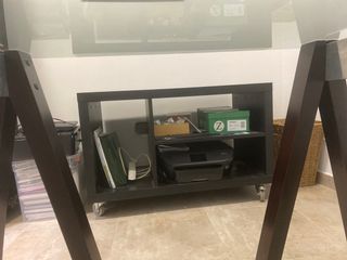 Mueble oficina con ruedas