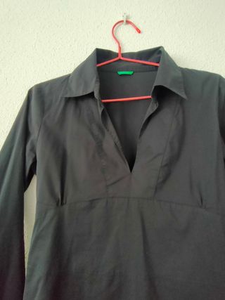 Camisa negra de mujer Benetton 